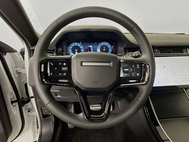 New 2026 Fuji White Land Rover  image 12