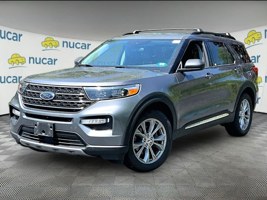 Used 2023 Gray Metallic Ford XLT image 2