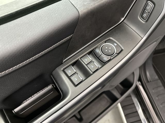 Used 2025 Black Ford XLT image 18
