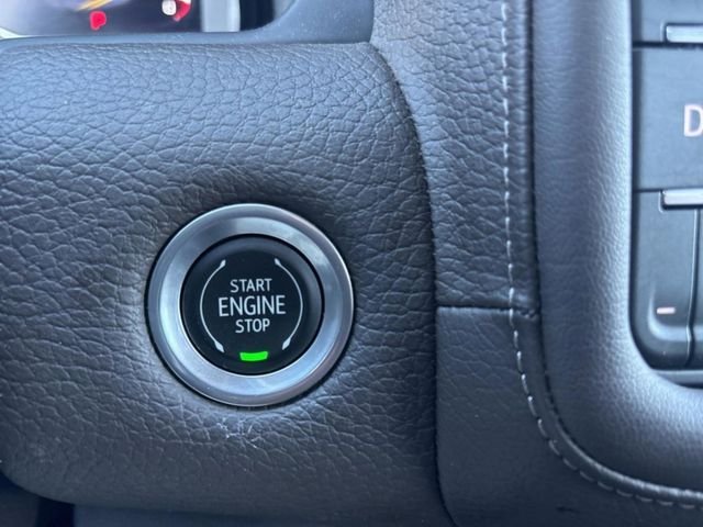 Used 2023 Beige GMC Denali image 18