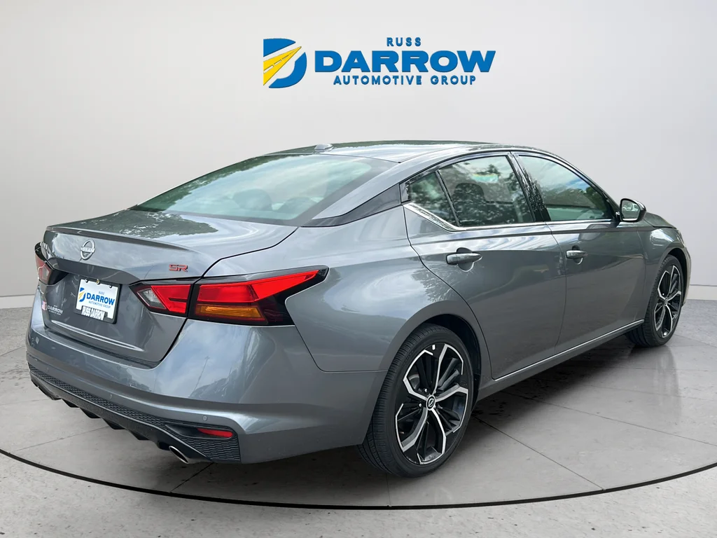 Used 2024 Gray Nissan 2.5 SR image 5