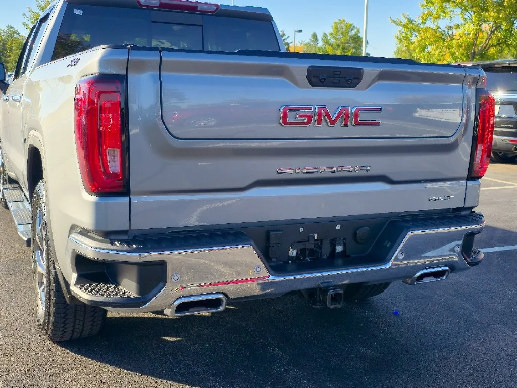 2026 GMC Sierra 1500 SLT - Photo 35