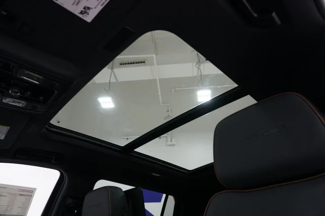 2026 GMC Yukon XL AT4 - Photo 18