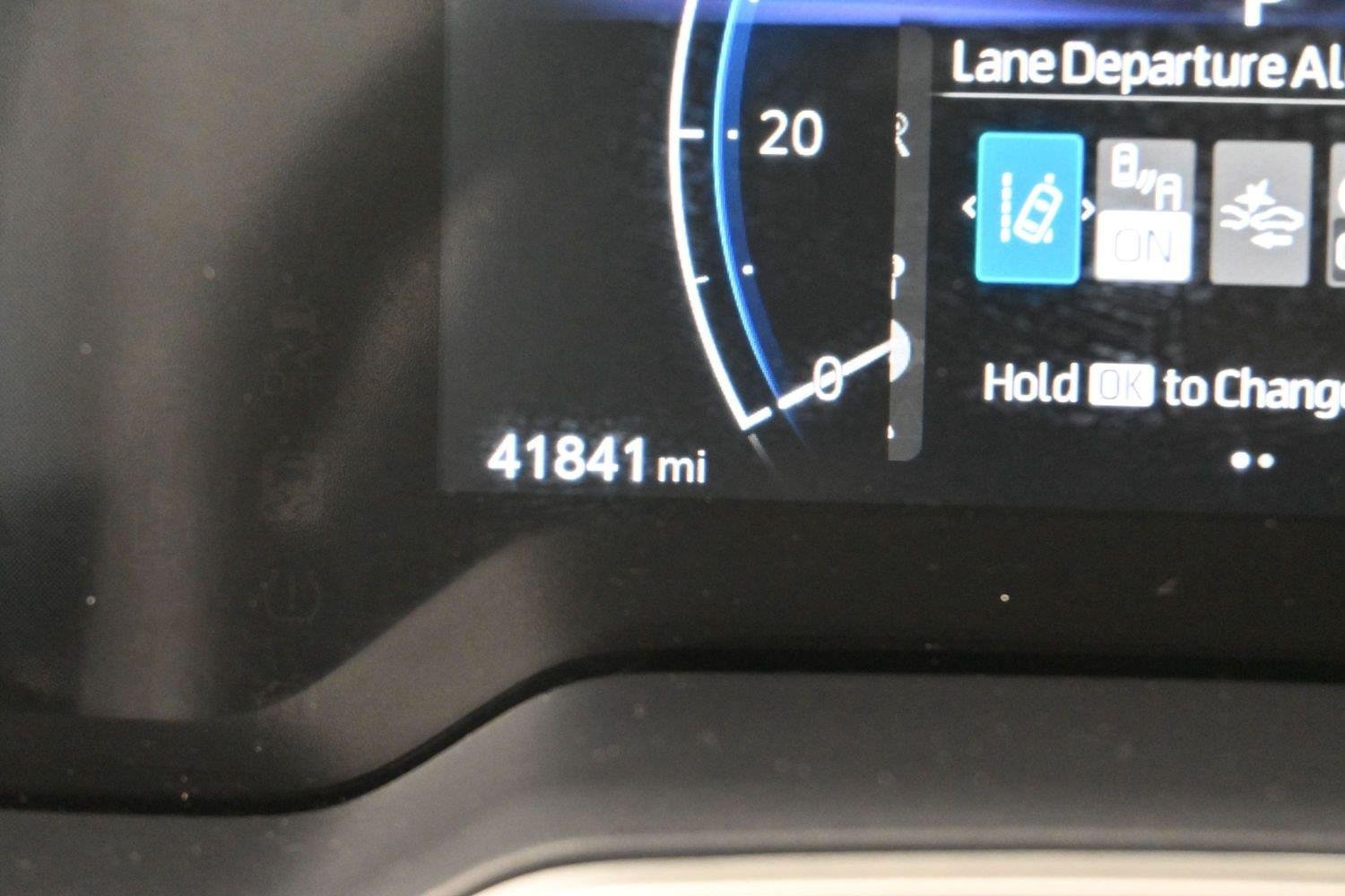 Used 2024 Ice Cap Toyota XSE image 19