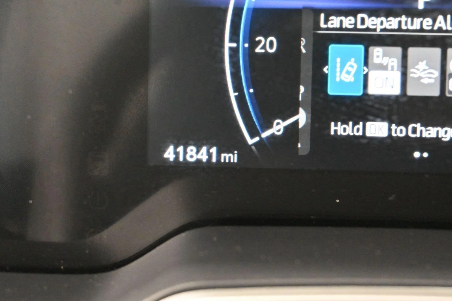 Used 2024 Ice Cap Toyota XSE image 19