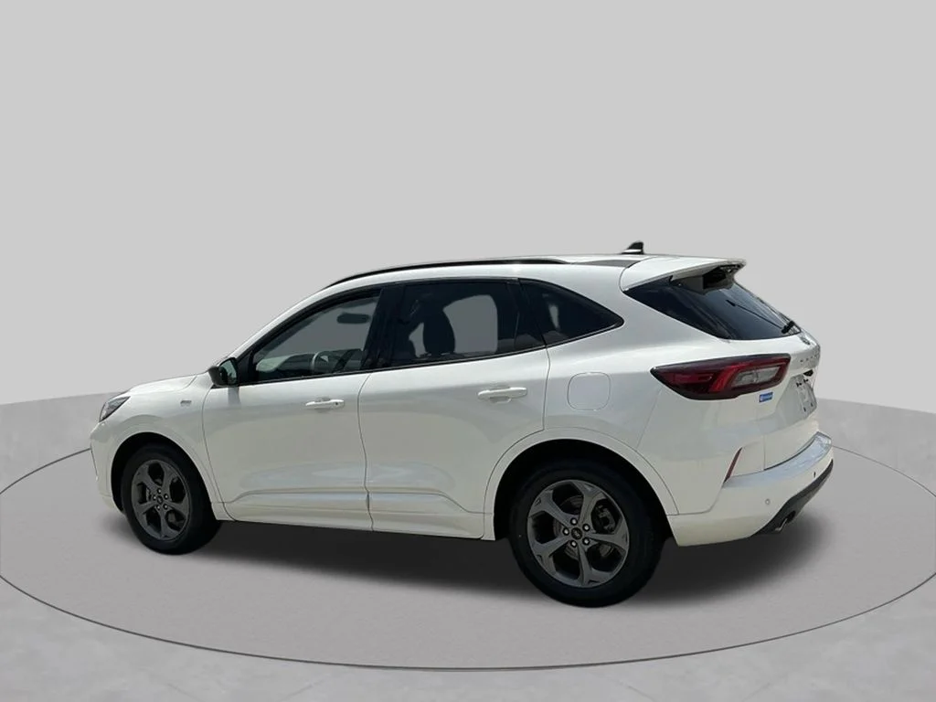 Used 2023 White Ford ST-Line image 4