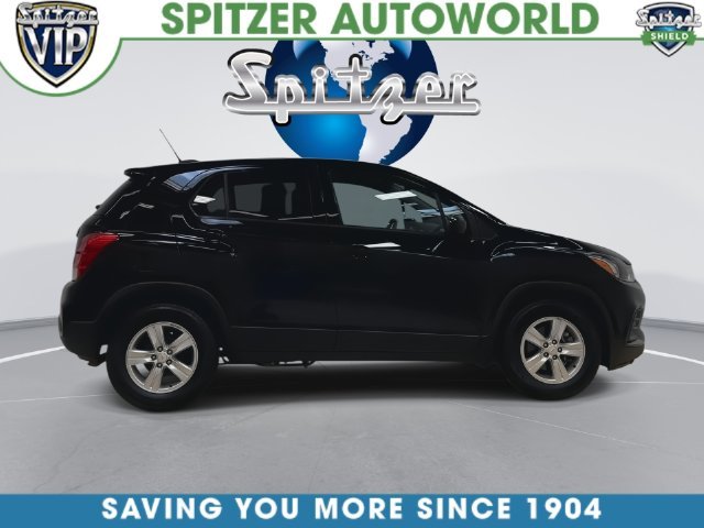 Used 2021 Black Chevrolet LS image 17
