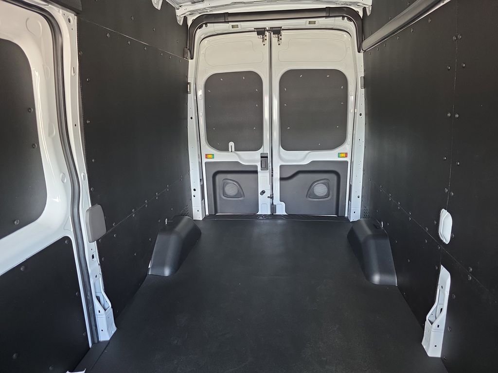 New 2026 Oxford White Ford Cargo Van image 29