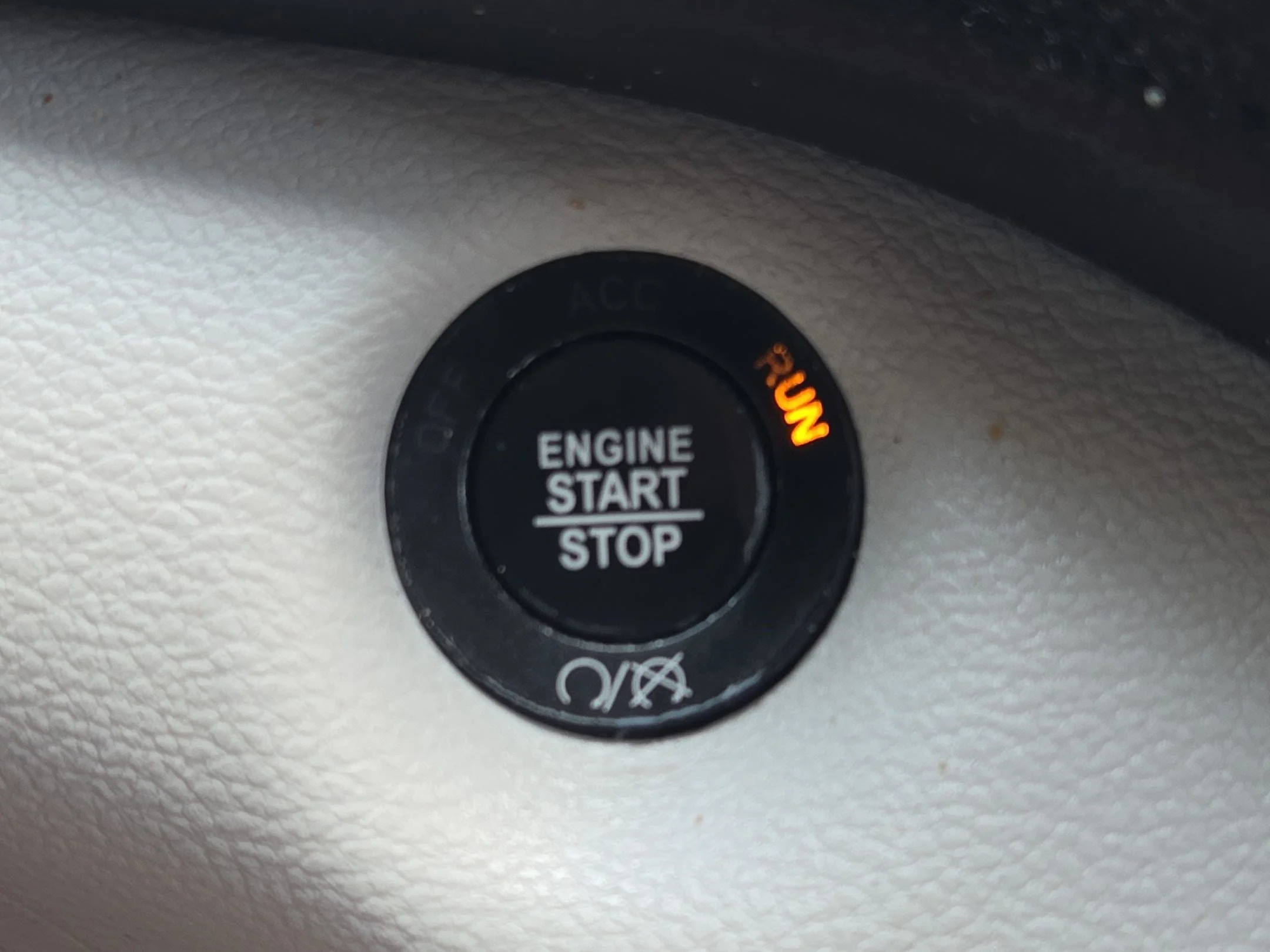 Certified Used 2020 Bright White Clearcoat Jeep Limited image 16