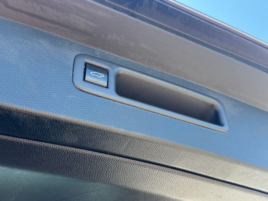 Used 2022 Gray Toyota XLE image 8