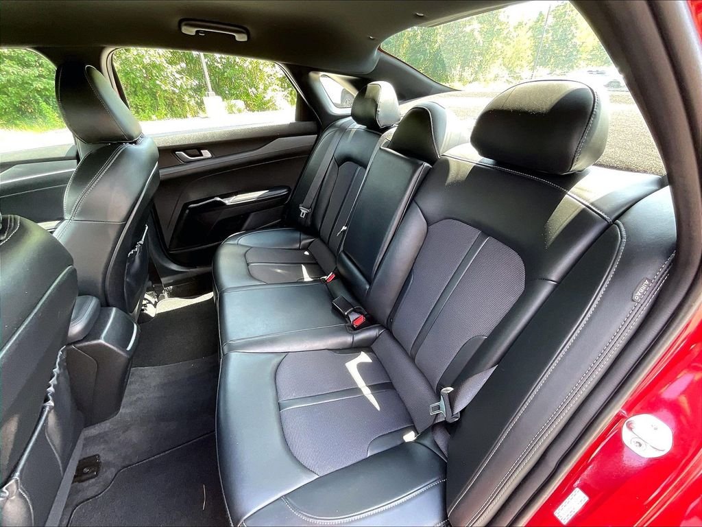 Used 2022 Passion Red Kia GT-Line image 14