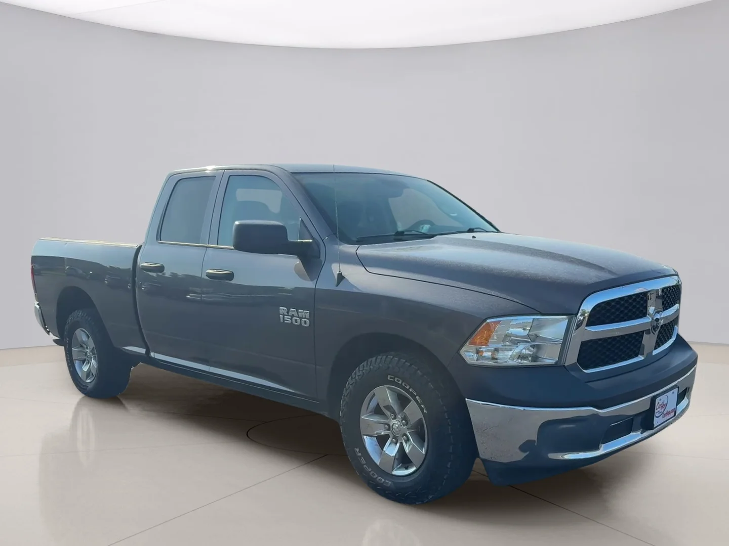 Used 2018 Gray Ram TRADESMAN image 7