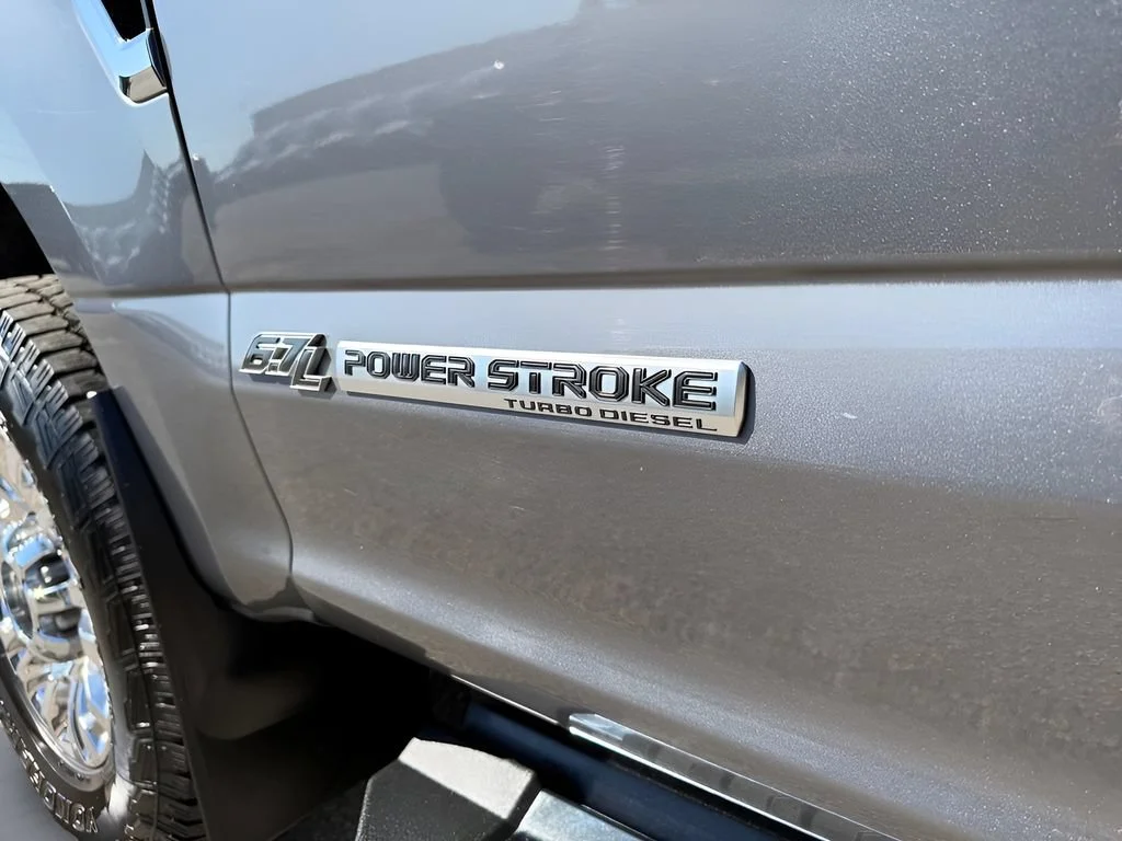 Used 2021  Ford XL image 37