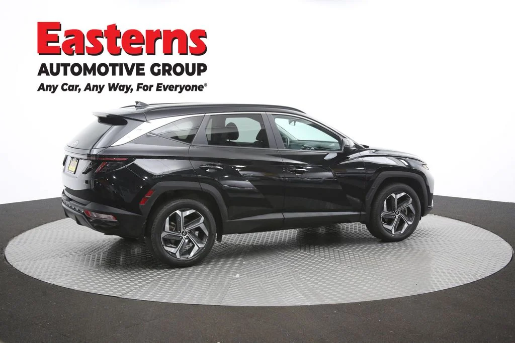 Used 2023 Black Hyundai SEL image 43