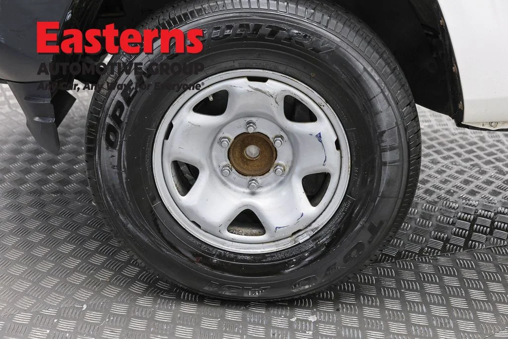 Used 2020 White Toyota SR image 29