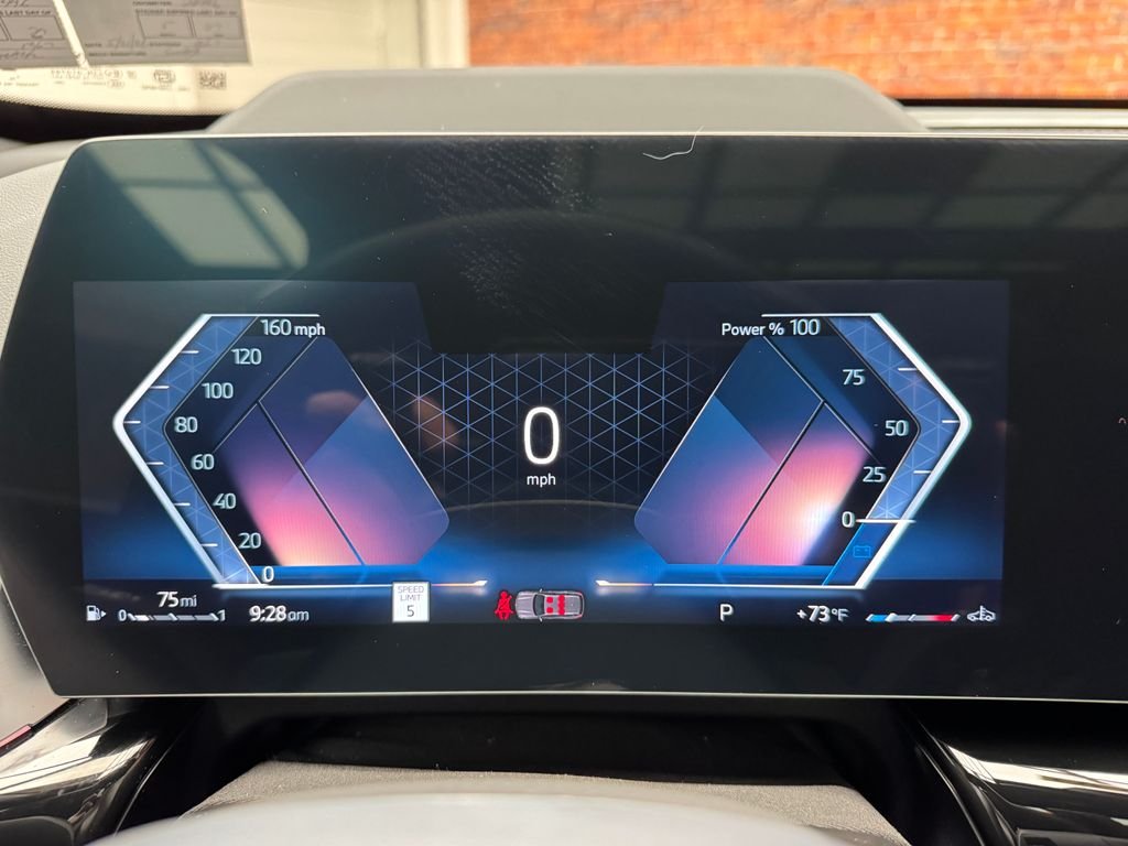 Certified Used 2025  BMW xDrive28i image 17