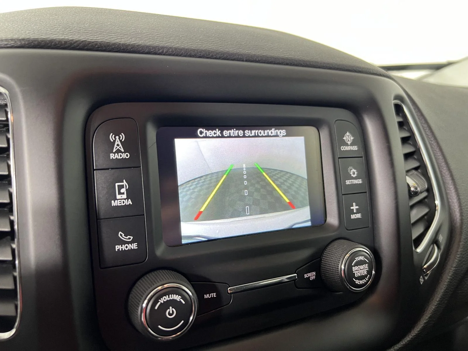 Used 2018 White Clearcoat Jeep Latitude image 16