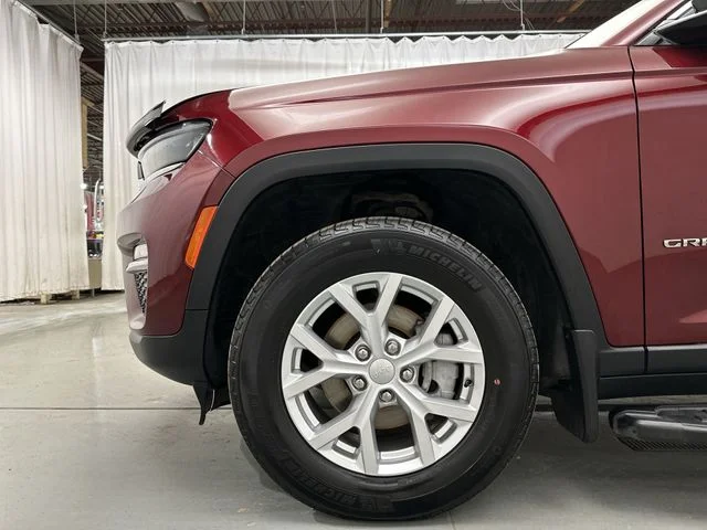 Used 2023 Red Jeep Limited image 22