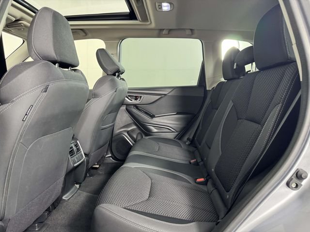 Used 2023 Ice Silver Metallic Subaru Premium image 34