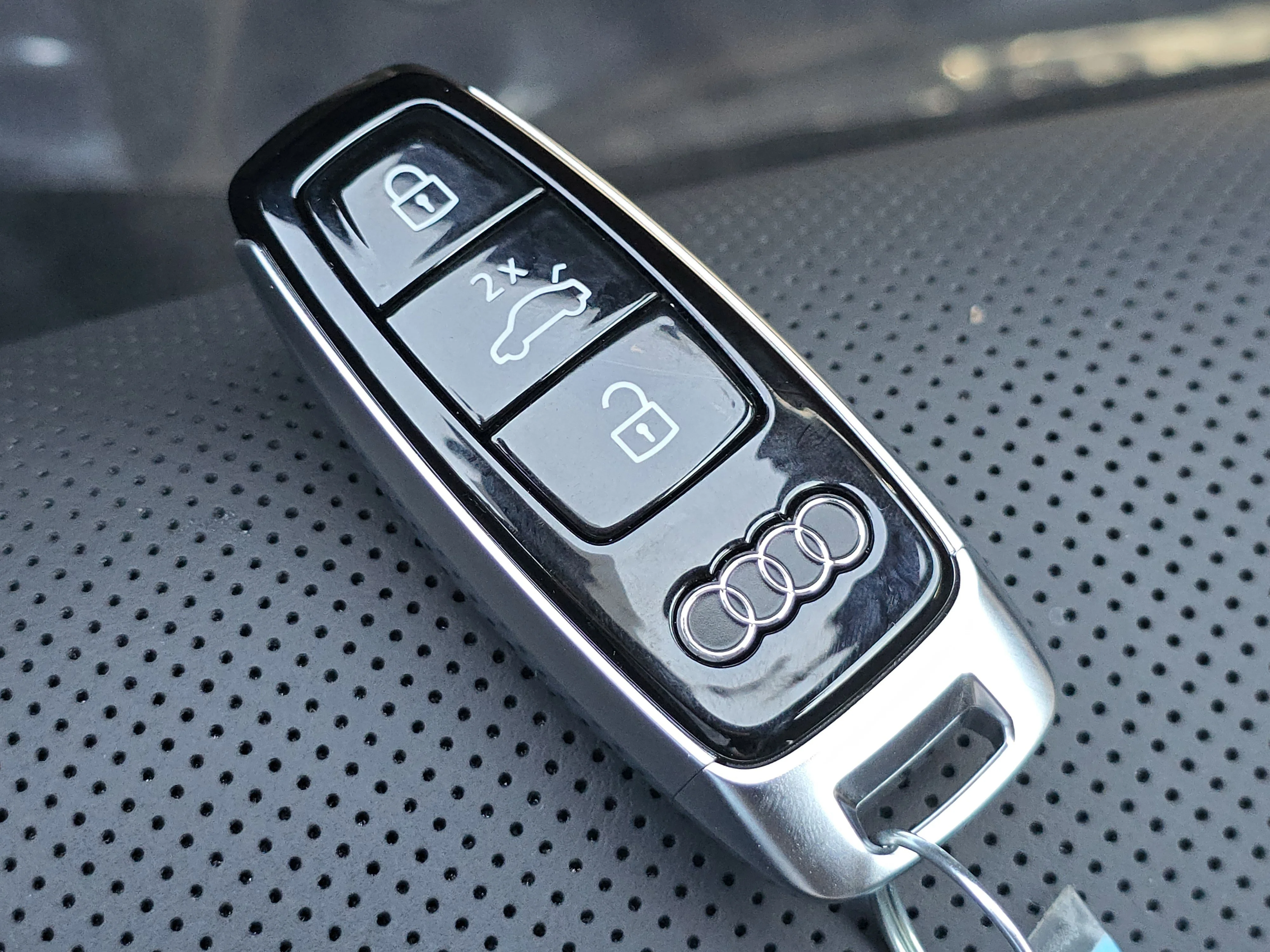 New 2026 Sebring Black Crystal Effect Audi L 55 image 27