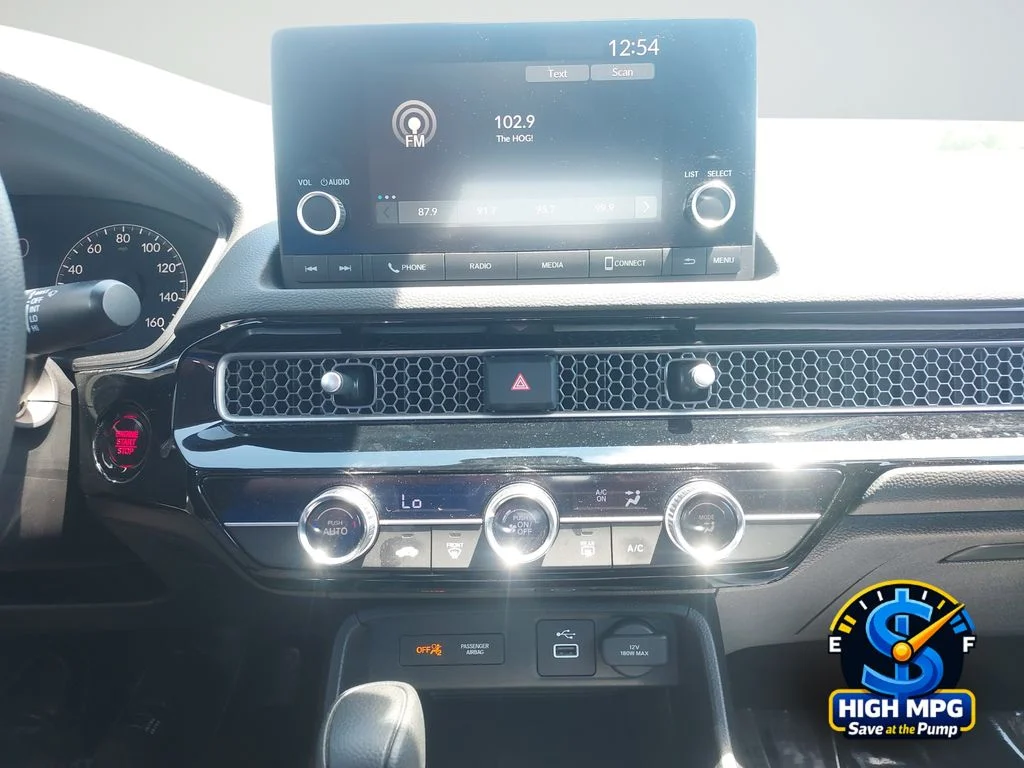 Used 2023  Honda LX image 30