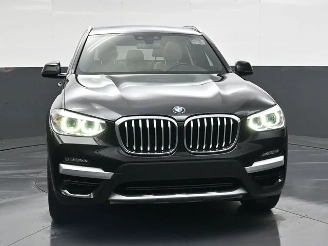 Used 2021 Black BMW sDrive30i image 11