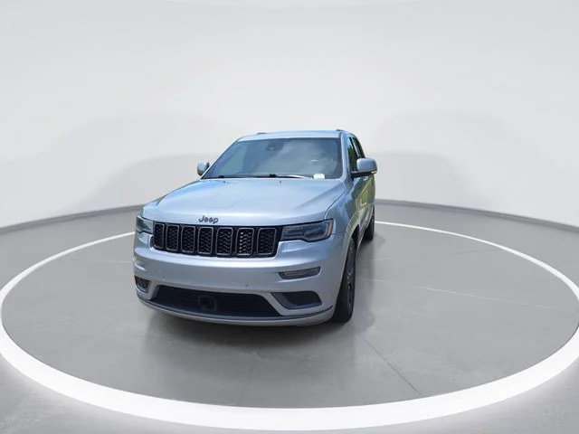 Used 2018 Silver Jeep Overland image 3