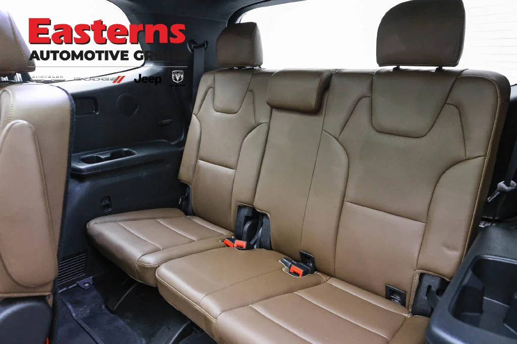 Used 2020 White Kia SX image 30