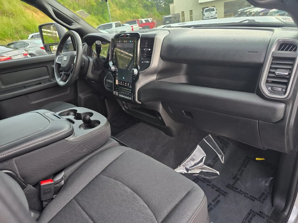 New 2027 Silver Ram Tradesman image 27