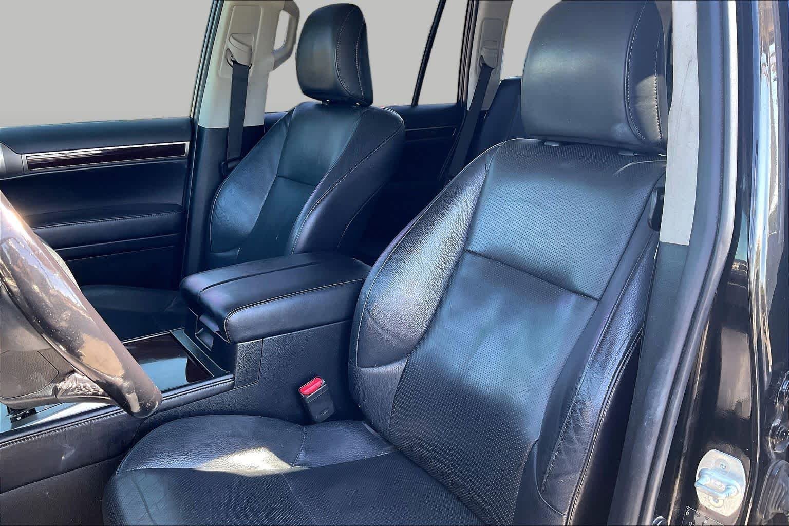 Used 2017 Black Onyx Lexus Premium image 8