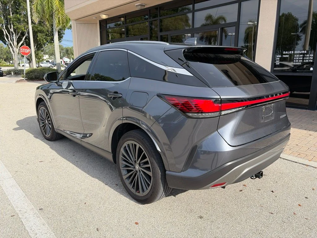 Certified Used 2025 CLOUDBURST GRAY Lexus 350 Premium image 5