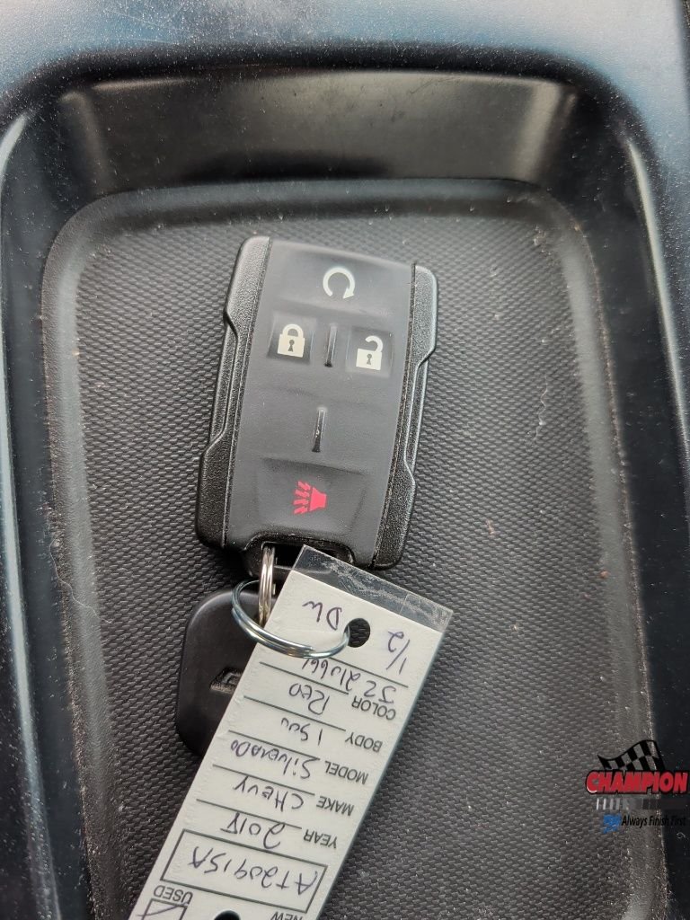 Used 2018 Red Chevrolet LT image 25