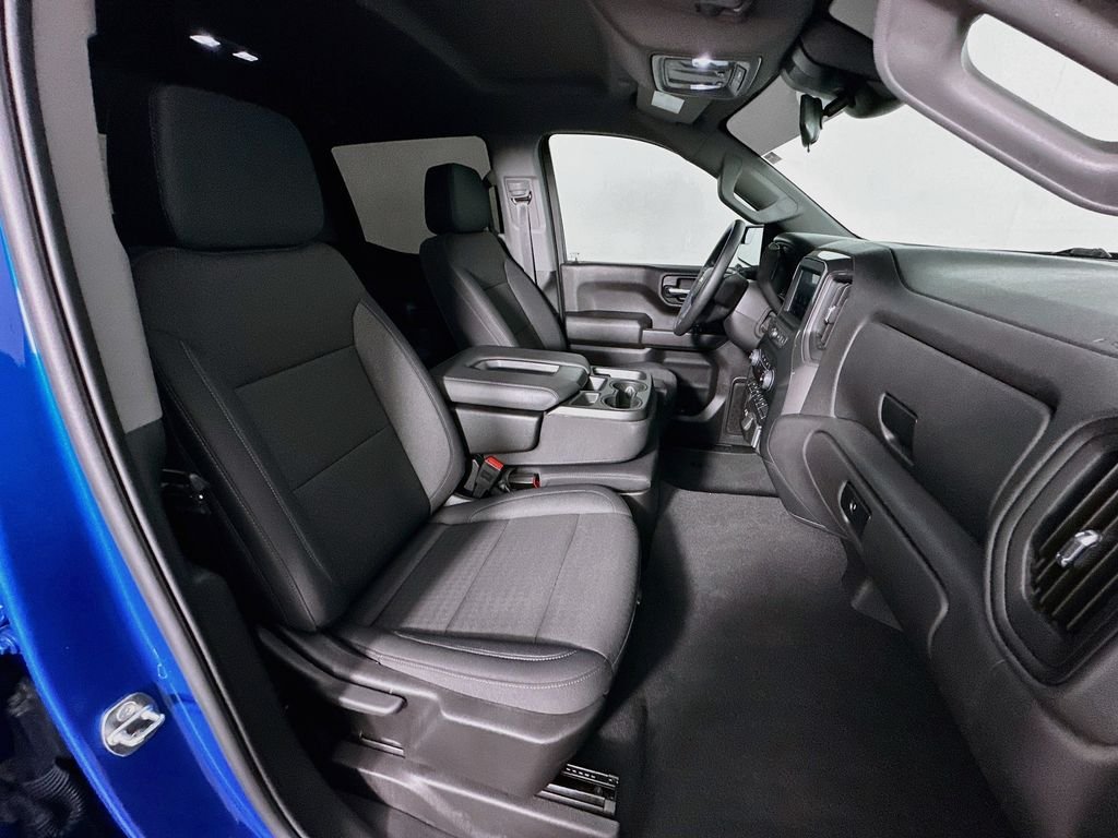 Used 2024 Glacier Blue Metallic Chevrolet Custom image 27