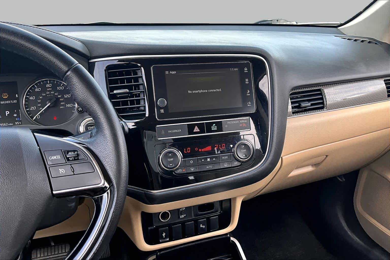 Used 2019 Cosmic Blue Metallic Mitsubishi SEL image 7