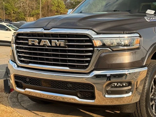 New 2026 Granite Crystal Metallic Clear-Coat Exterior Paint RAM Laramie image 10