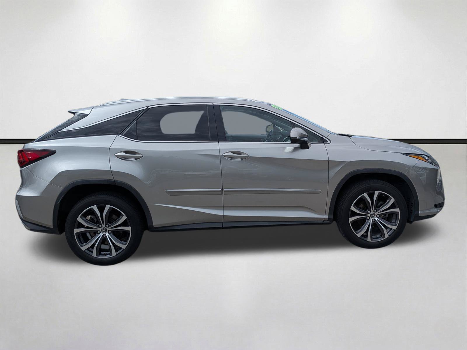 Used 2018 Silver Lining Metallic Lexus RX 350 image 3
