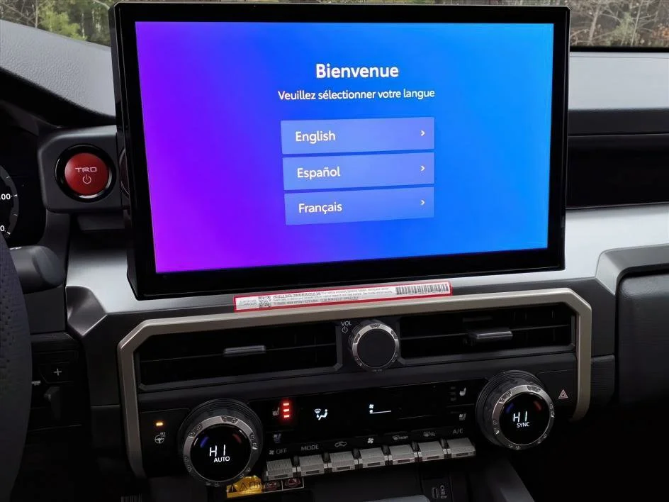2025 Toyota Tacoma TRD Off Road - Photo 9
