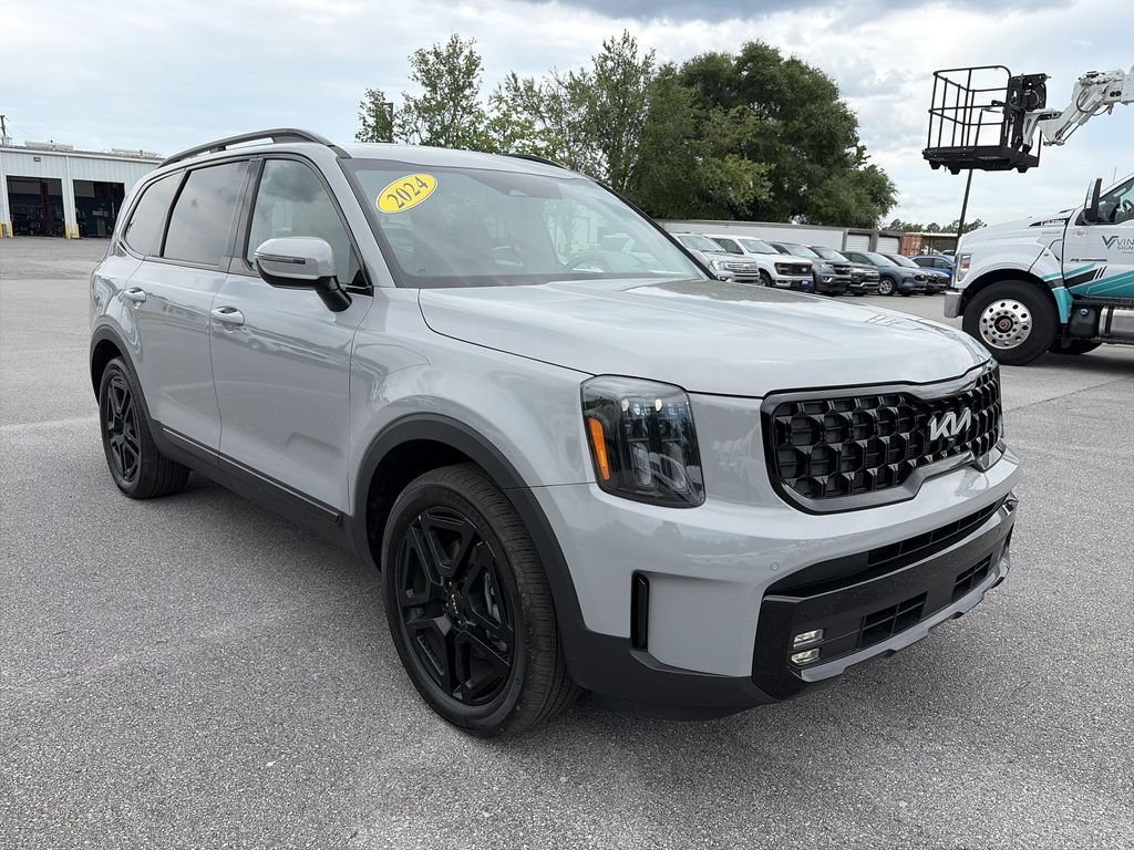 Used 2024 Wolf Gray Kia SX-Prestige X-Line image 9