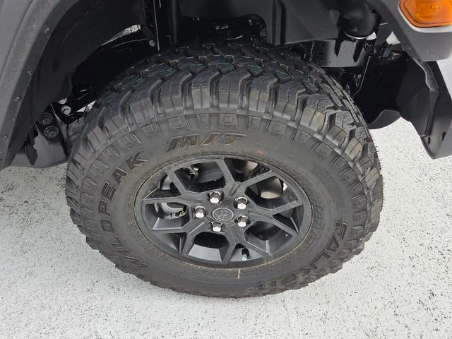 New 2026 Granite Crystal Metallic Clear-Coat Exterior Paint Jeep Willys image 11