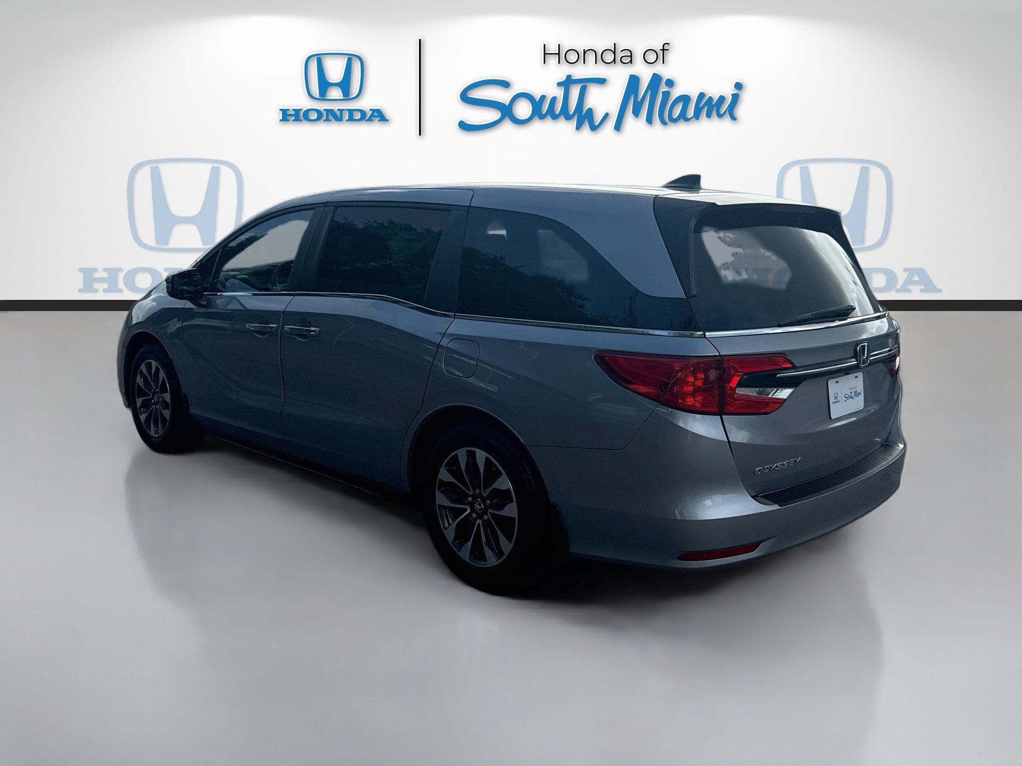 2023 Honda Odyssey EX-L - Photo 5