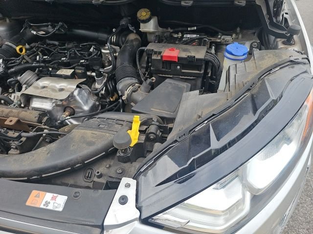 Used 2021 Silver Ford SE image 24
