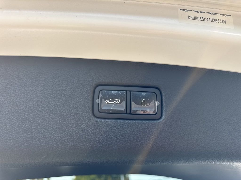 New 2026 White Genesis 2.5T PRESTIGE BLACK image 15