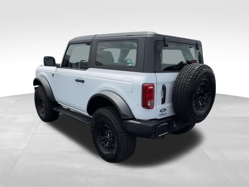 New 2026 Oxford White Ford Base image 6