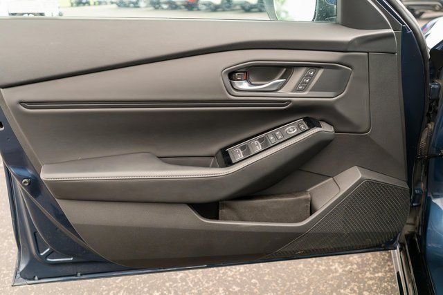 Used 2024  Honda Touring image 15