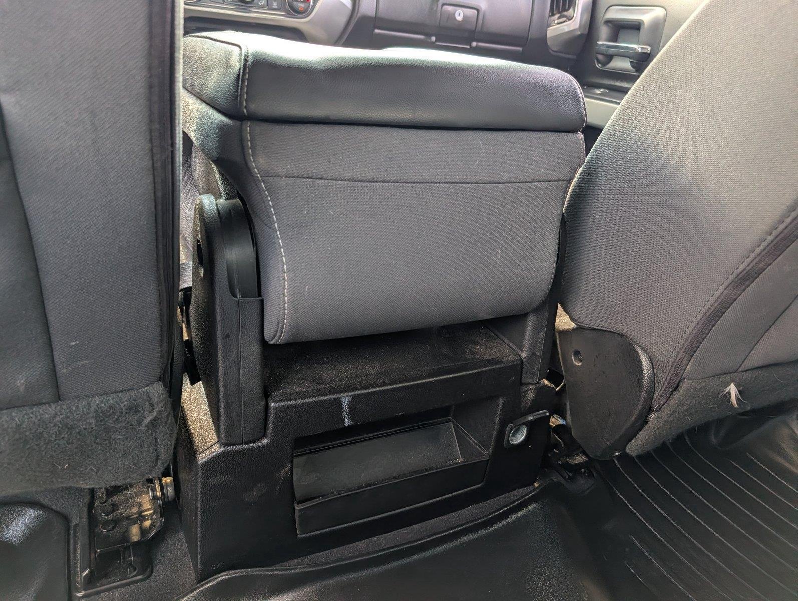 Used 2018 Black Chevrolet LT image 31