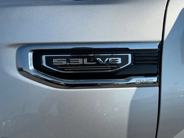 Used 2019 QUICKSILVER METALLIC GMC SLT image 12