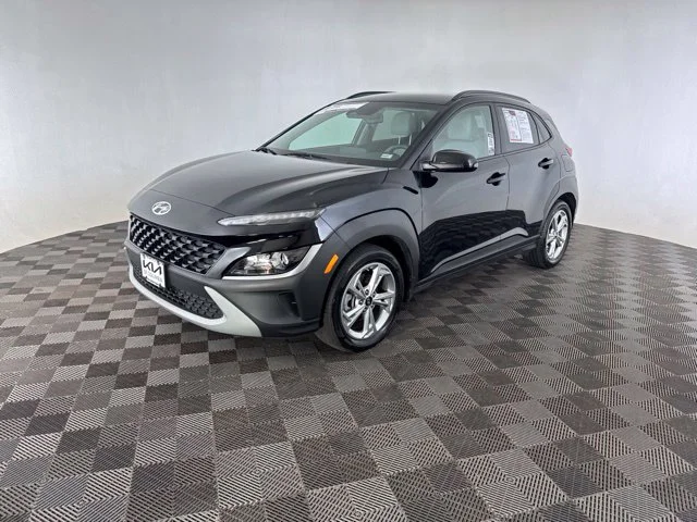 Used 2023 Black Hyundai SEL image 6