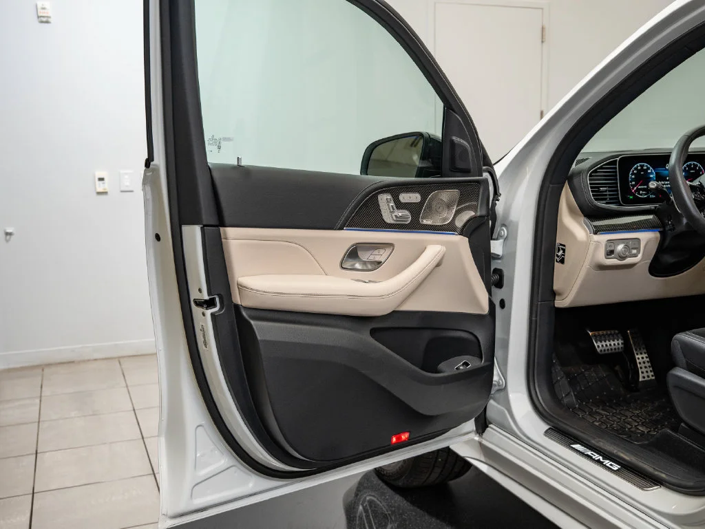 Used 2026 Manufaktur Moonlight White Metallic Mercedes-Benz GLE 53 AMG® image 30
