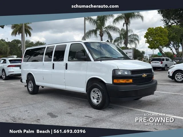 2024 Chevrolet Express 3500 LS Extended's photo