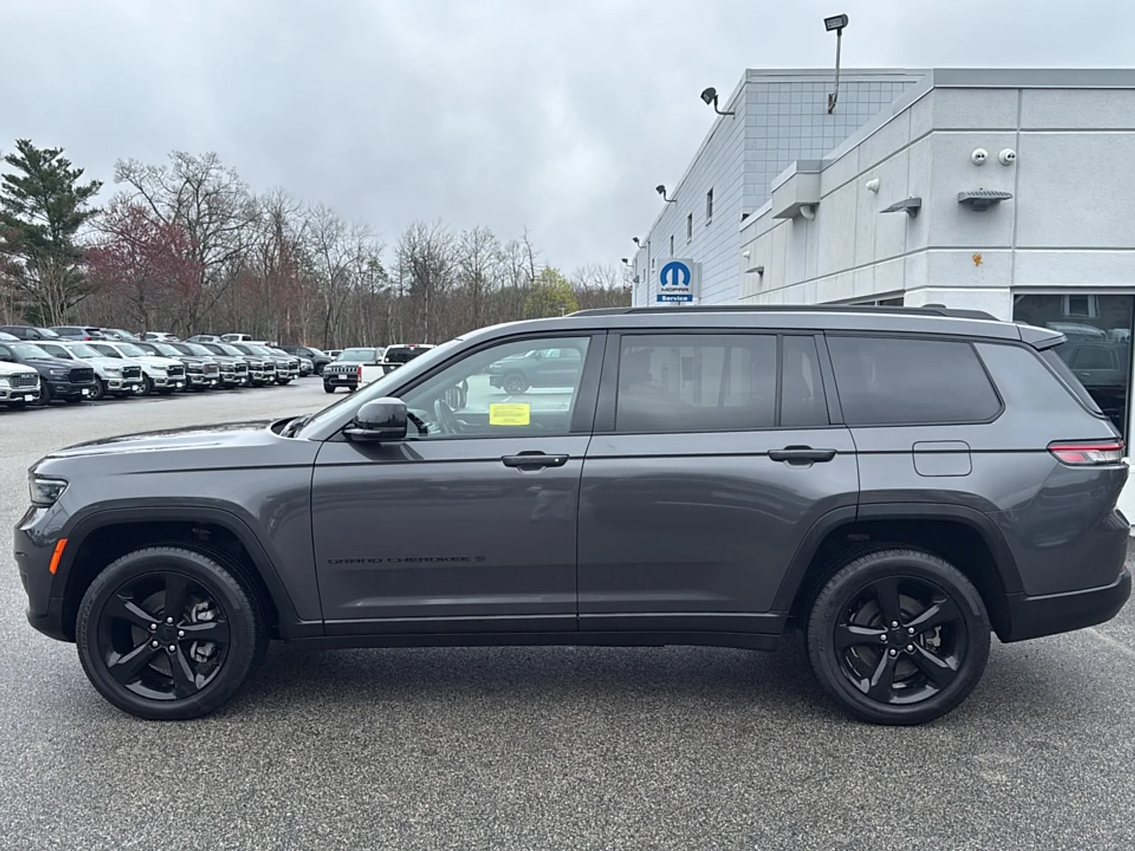 Certified Used 2021 Baltic Gray Metallic Clearcoat Jeep Altitude 4x4 image 9